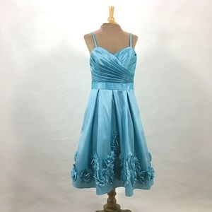 DaVinci | Blue Sweetheart Neckline Cocktail Dress